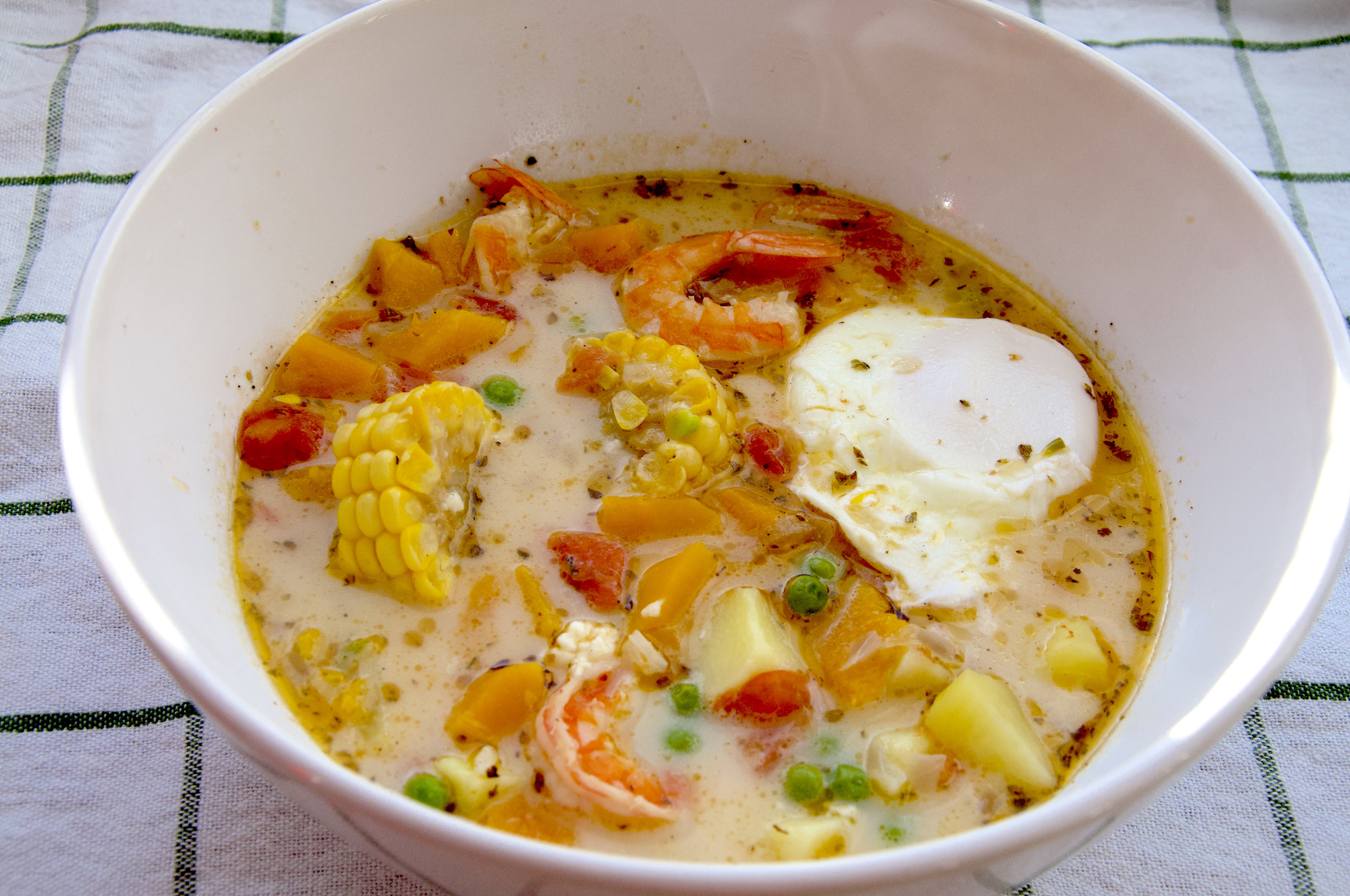 Reteta de Chupe de camarones- supa peruana de creveti, reteta nr.46 din Best soups in the World