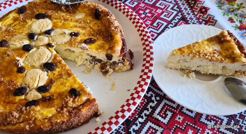 Reteta pasca cu ciocolata alba - Deliciu fara zahar si fara gluten