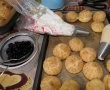 Mini choux a la creme cu vanilie, frisca si afine din dulceata, un deliciu fin si cremos-15