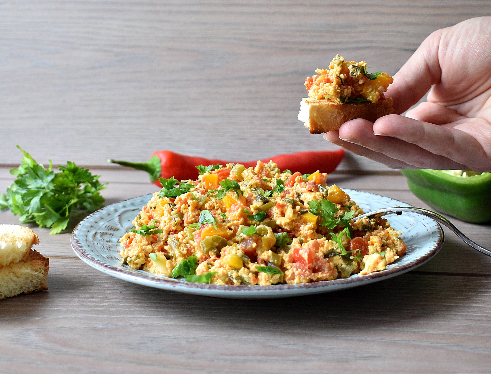 Menemen - Omleta turceasca plina de savoare