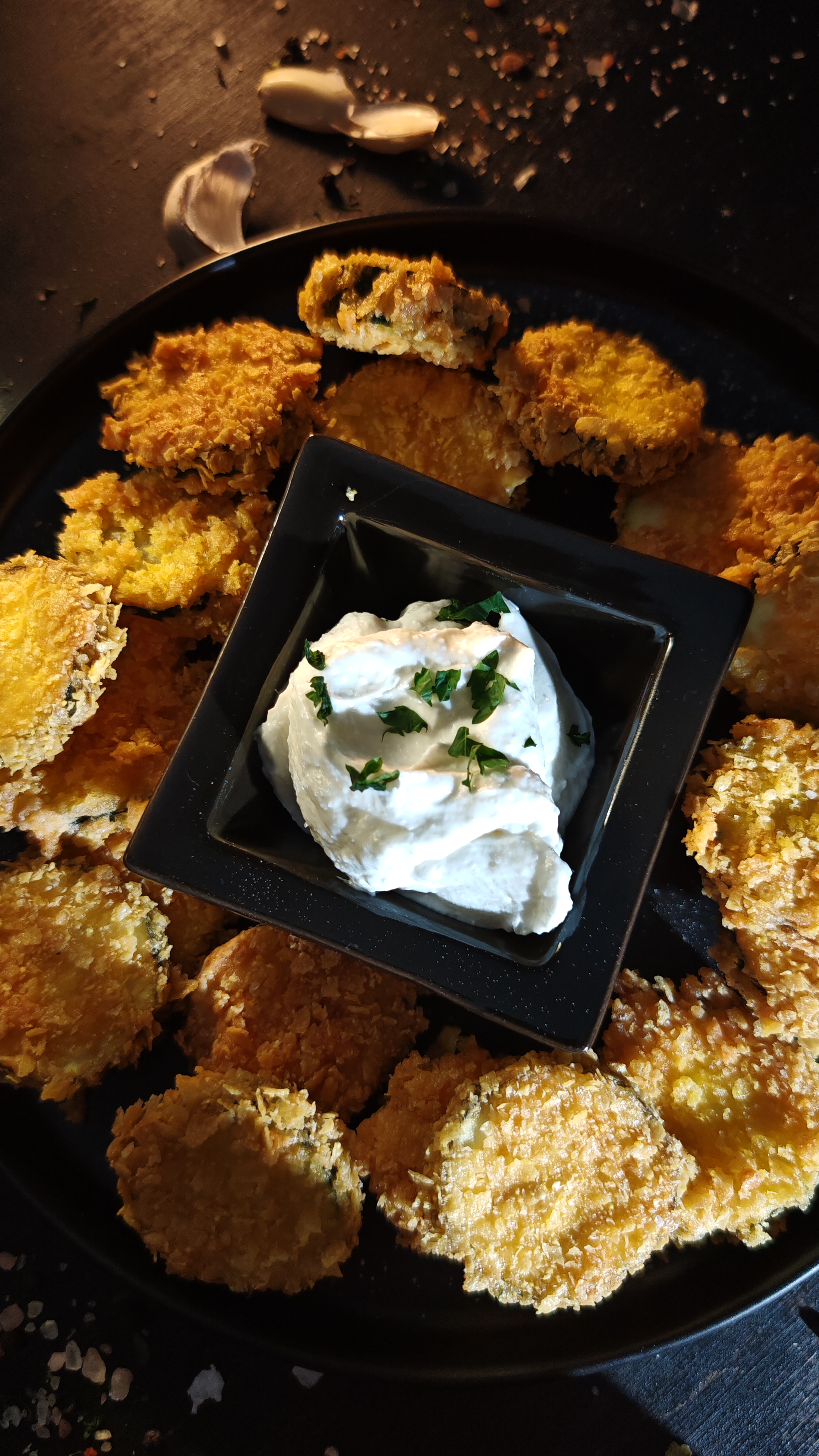 Dovlecei pane cu sos de usturoi - Grozav de gustoși și crocanți