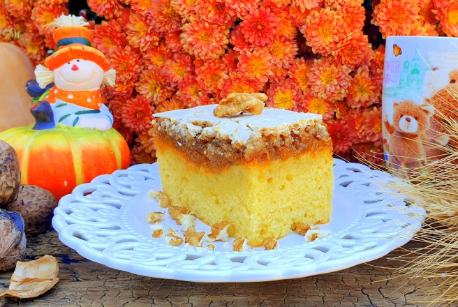 Prajitură cu dovleac plăcintar și bezea cu nuci - Deliciu de toamnă