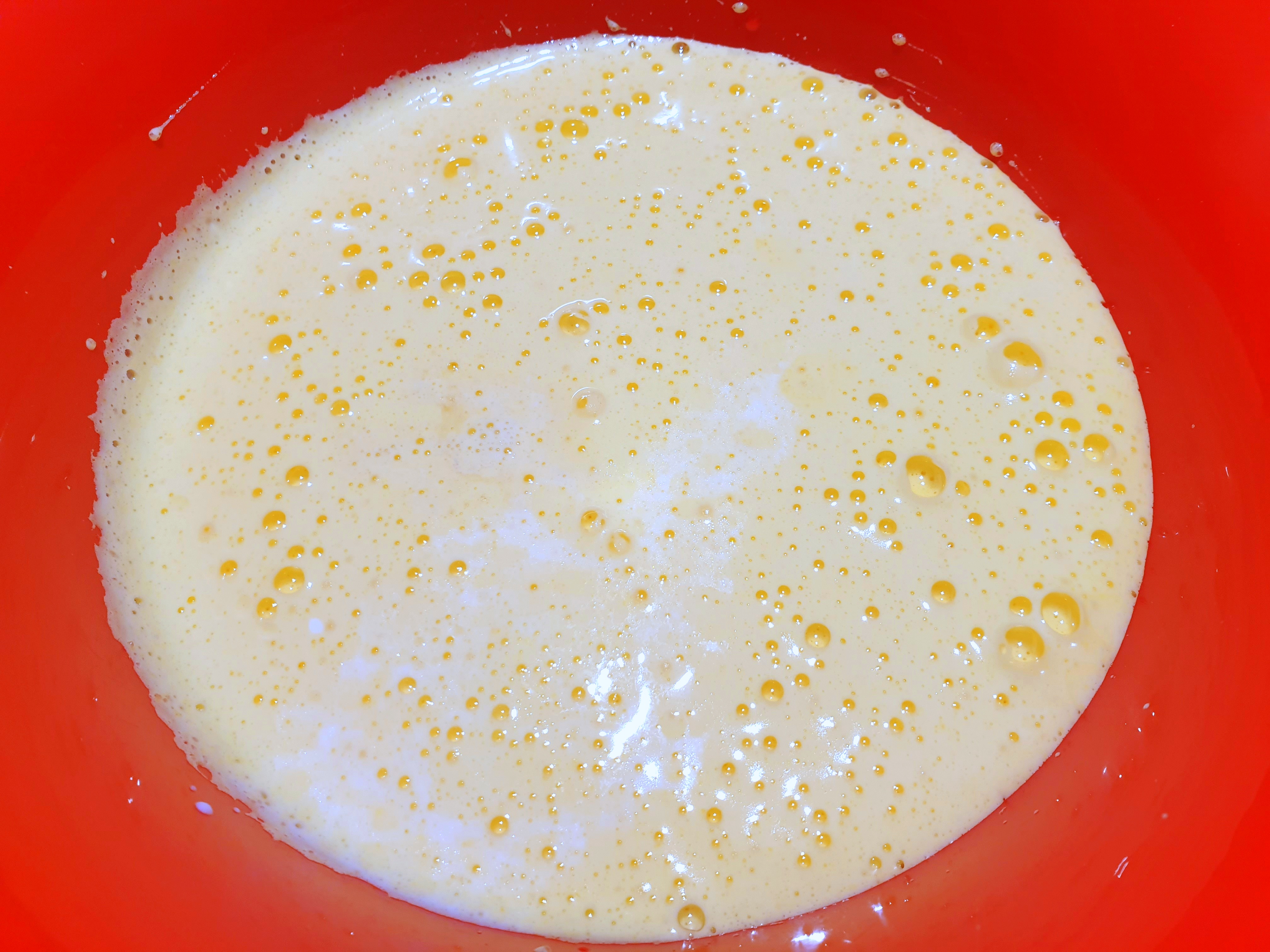 Prajitură cu dovleac plăcintar și bezea cu nuci - Deliciu de toamnă