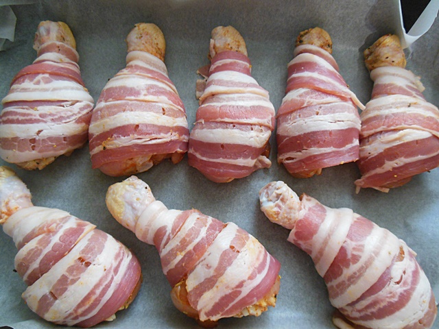 Copanele de pui in bacon - Reteta rapida la cuptor