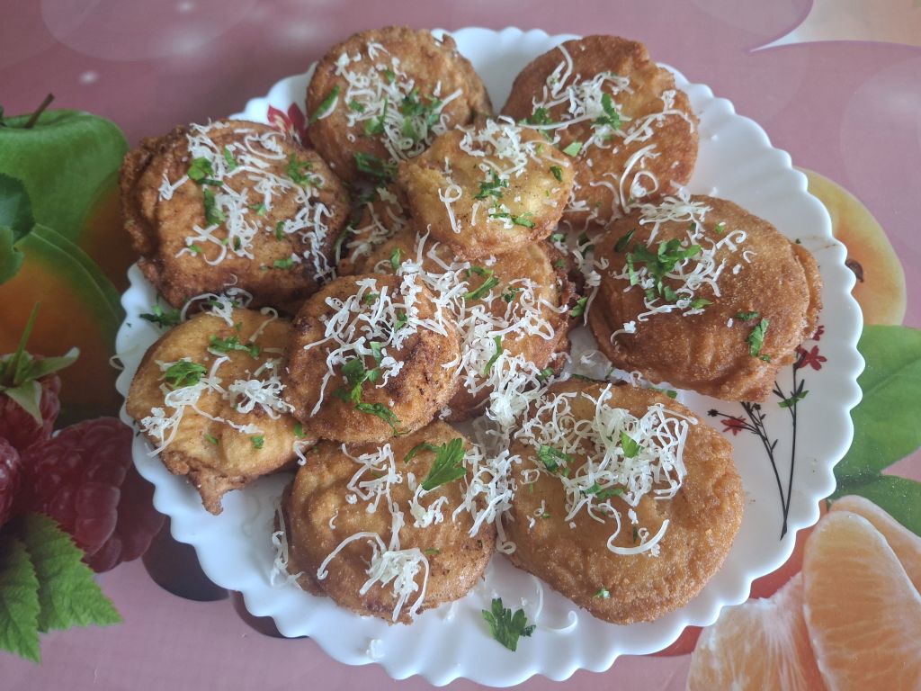 Rondele de ceapa pane, la tigaie – delicioase si simplu de facut