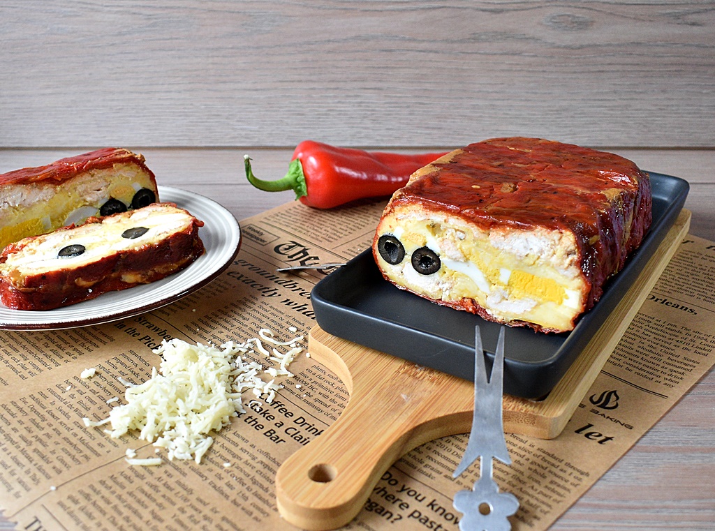 Chec cu pui si ardei kapia copti - Reteta gustoasa de aperitiv